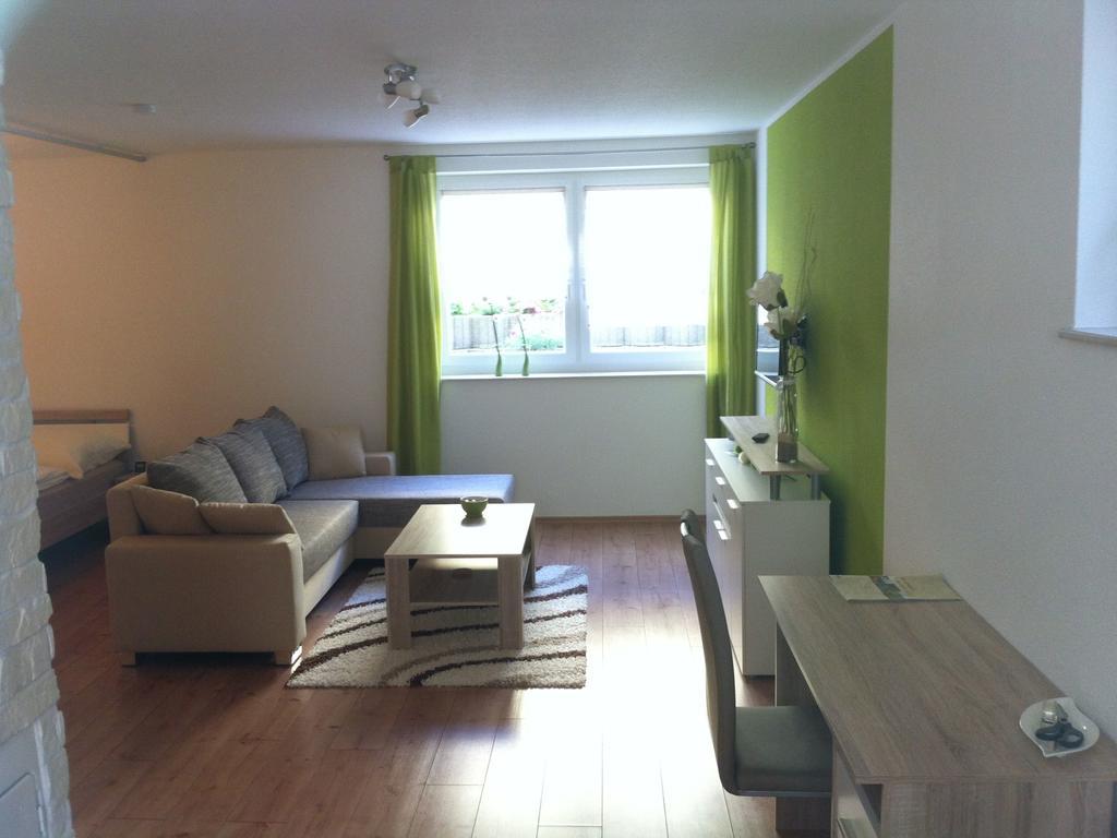 Ferienwohnung Heike Dettingen an der Erms Bilik gambar
